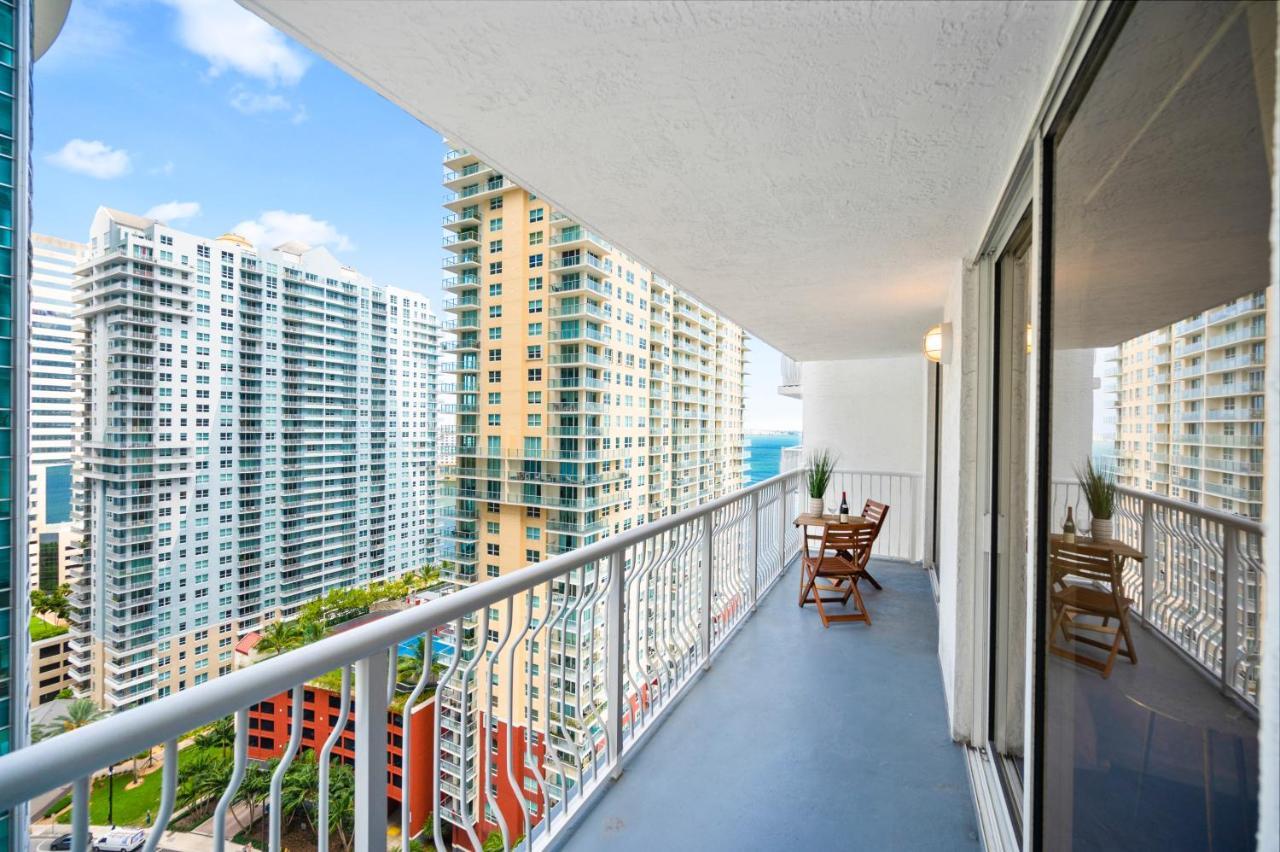 Amazing Condo With Free Parking In Brickell Miami Exterior foto