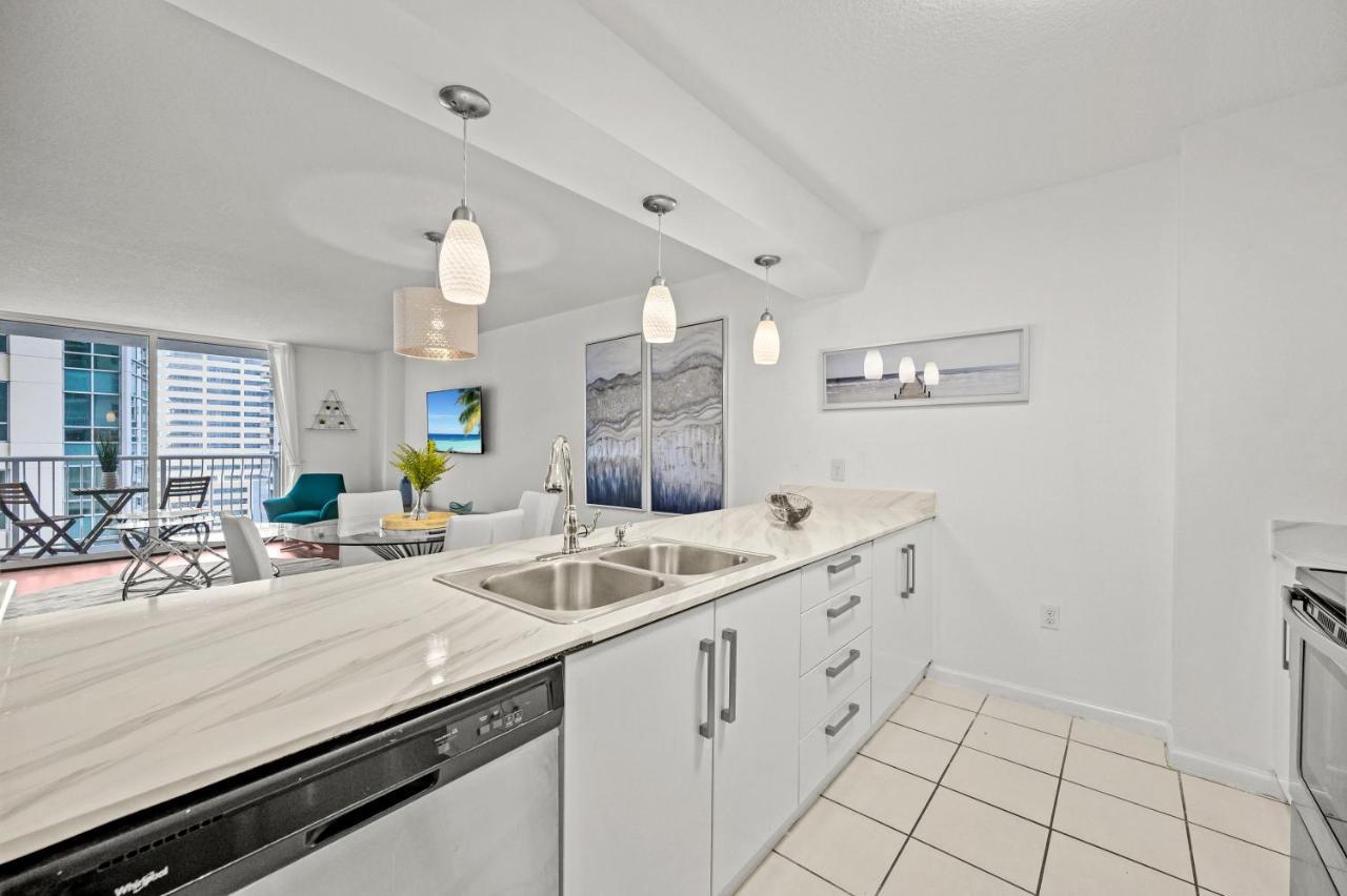 Amazing Condo With Free Parking In Brickell Miami Exterior foto