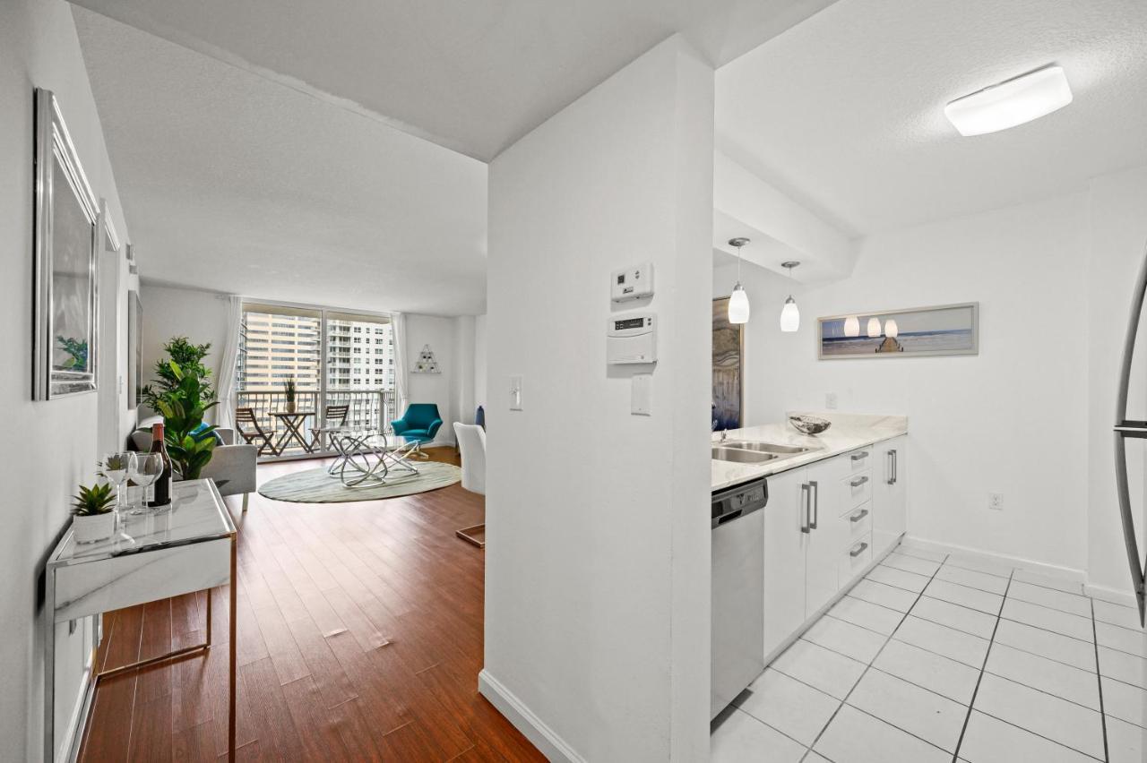 Amazing Condo With Free Parking In Brickell Miami Exterior foto